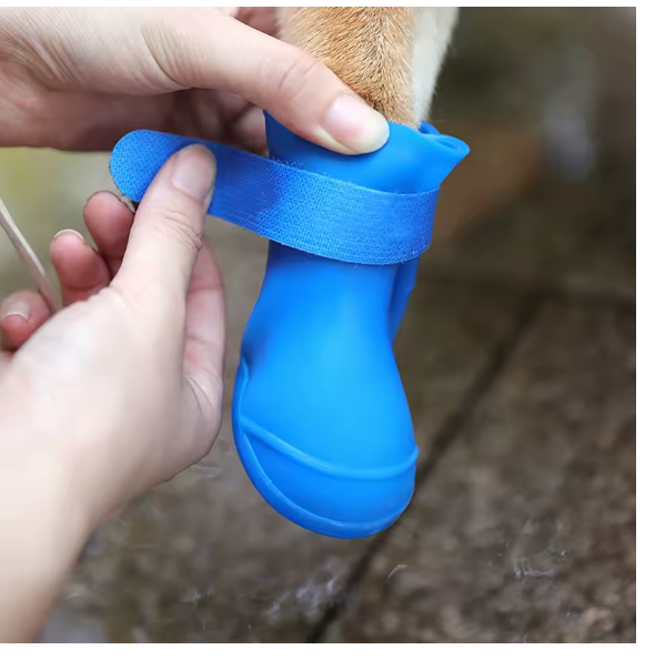 4 Pcs Waterproof Dog Boots Anti-Slip Rubber Rain Shoes Pet Puppy Cats Soft Socks